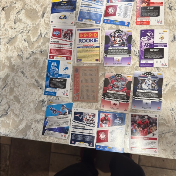 NFL Trading Card Collection - Picture 2 of 3